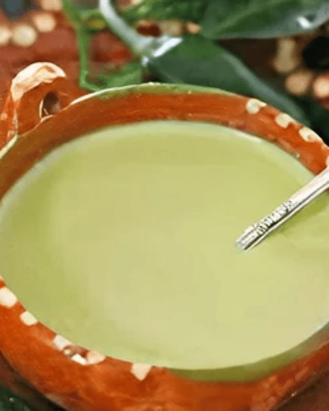 Extra Salsa Green.